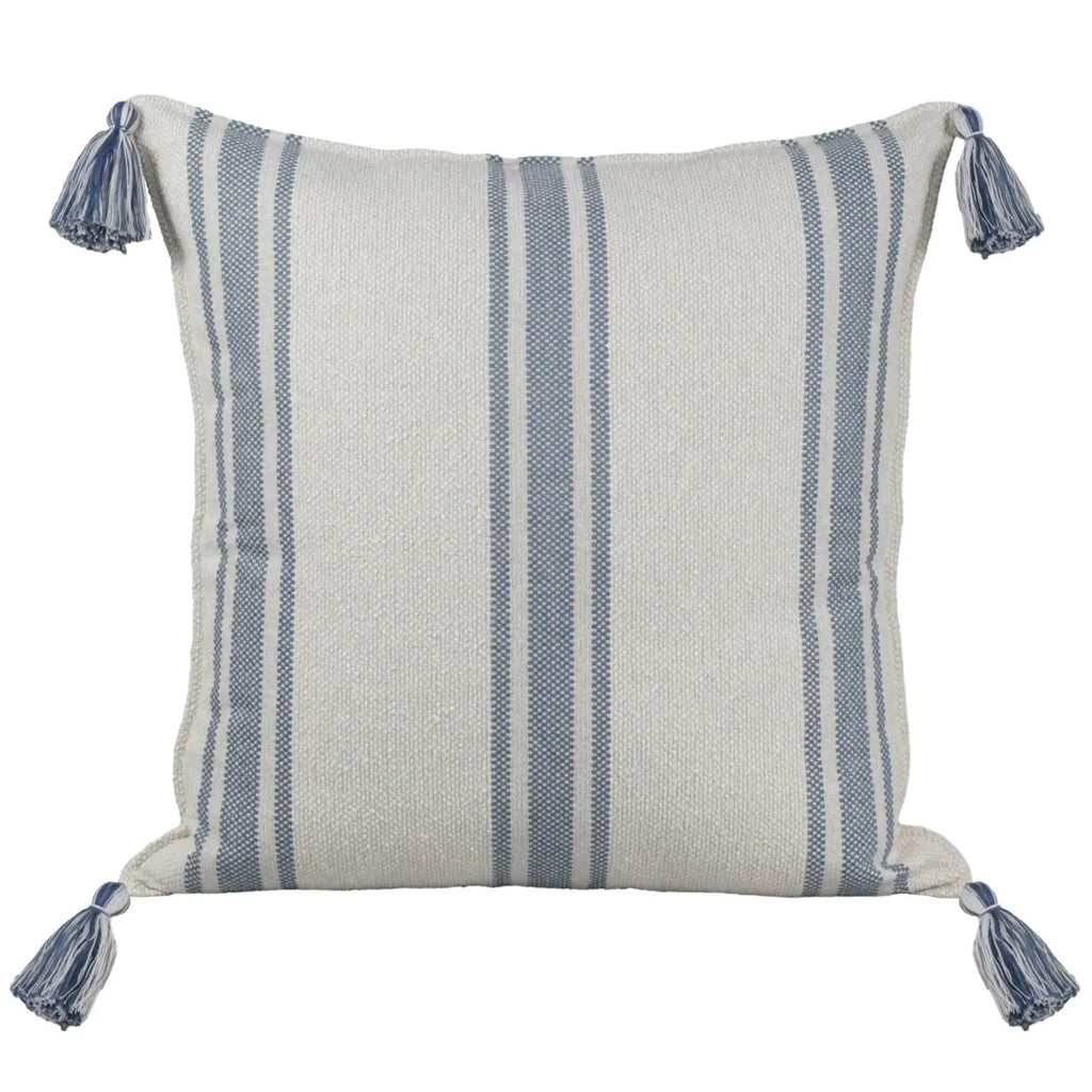 Almofada Bouclé Azul 60x60 Listra e Pingente de Tecido